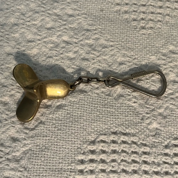 Propeller keychain - Picture 1 of 3